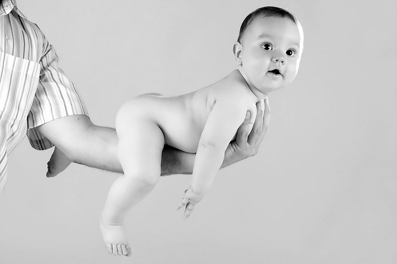 Baby auf den Arm genommen ;-)